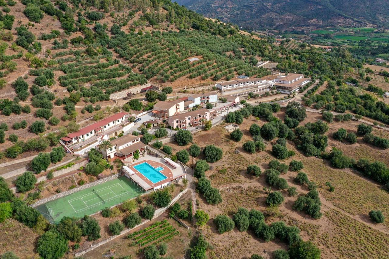 Hotel Is Murtas Jerzu Exterior foto
