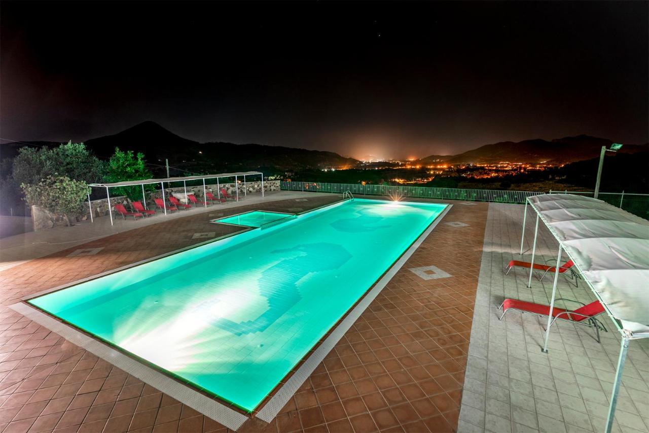 Hotel Is Murtas Jerzu Exterior foto